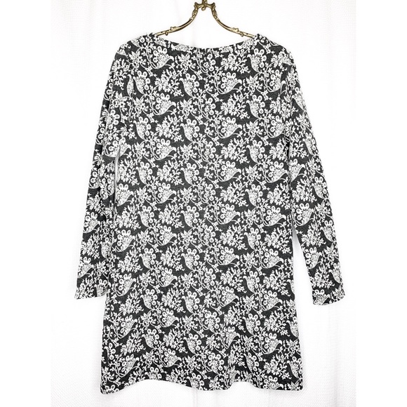 Loft grey and white patterned shift dress - Picture 2 of 3